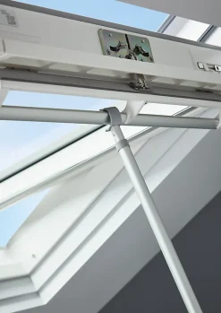 Canne télescopique pour fenêtre de toit Velux