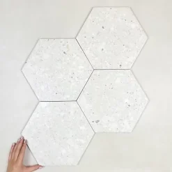 Carrelage Effet Terrazzo Hexagonal AROUSA 25,8x29 Blanco - Les Carreaux de Jean