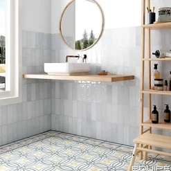 Carrelage Effet Zellige Bleu Clair LA RIVIERA 6,5x20 Lavanda Blue - Les Carreaux de Jean