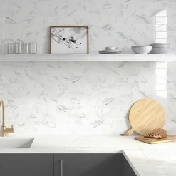 Carrelage Mural Décoratif Brillant Effect Marbre Carrara. Alba 7,5x22cm