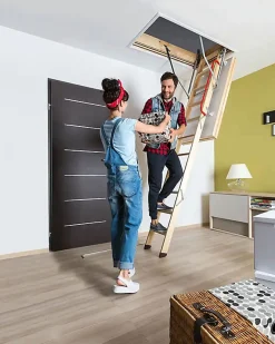 Echelle coupe feu 60min avec trappe de 70x130cm - Hauteur de 2.42 à 3.05m - LWF60/70130-305