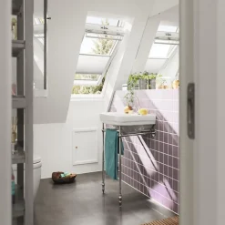Fenêtre de toit à projection par le bas Velux GPU UK04 0057 L.134 x H.98 cm Tout confort EverFinish blanc