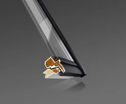Fenêtre de toit motorisée électrique Velux GGU MK08 Integra® confort Everfinish - polyuréthane L. 78 x H. 140 cm