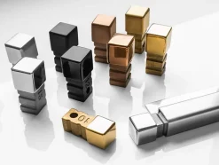 Finition angulaire rectifiée Ilcom PQS en acier inoxydable pour profils Cuivre poli - 10 mm x 10 mm