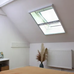 Moustiquaire enroulable alu pour fenêtre de toit L 100 cm x H 120 cm blanc