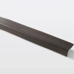 Nez de marche PVC marron GoodHome 65 x 42,5 x 1800 mm
