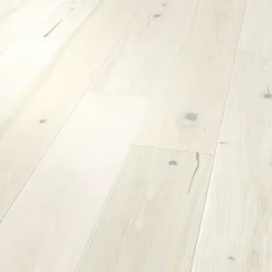 Parquet contrecollé clipsable Belve M en chêne verni blanc