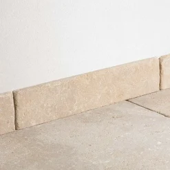 Plinthe Pierre de l'Atlas Beige 40x8x1,5 cm Vieillie (lot de 10 soit 4 mètres) - RO'MA NATURE