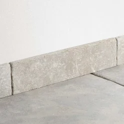 Plinthe Pierre de l'Atlas Gris 40x8x1,5 cm Vieillie (lot de 10 soit 4 mètres) - RO'MA NATURE