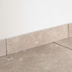 Plinthe Pierre d'Egypte Beige 40,6x8x1,2 cm Vieillie (lot de 10 soit 4 mètres) - RO'MA NATURE