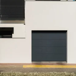 Porte de garage sectionnelle à cassettes acier GoodHome gris RAL 7016 - L.240 x h.200 cm - motorisée (en kit)