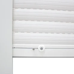 Volet roulant uPVC blanc - ouverture manuelle par sangle - Fortia - l.140 x H.215 cm